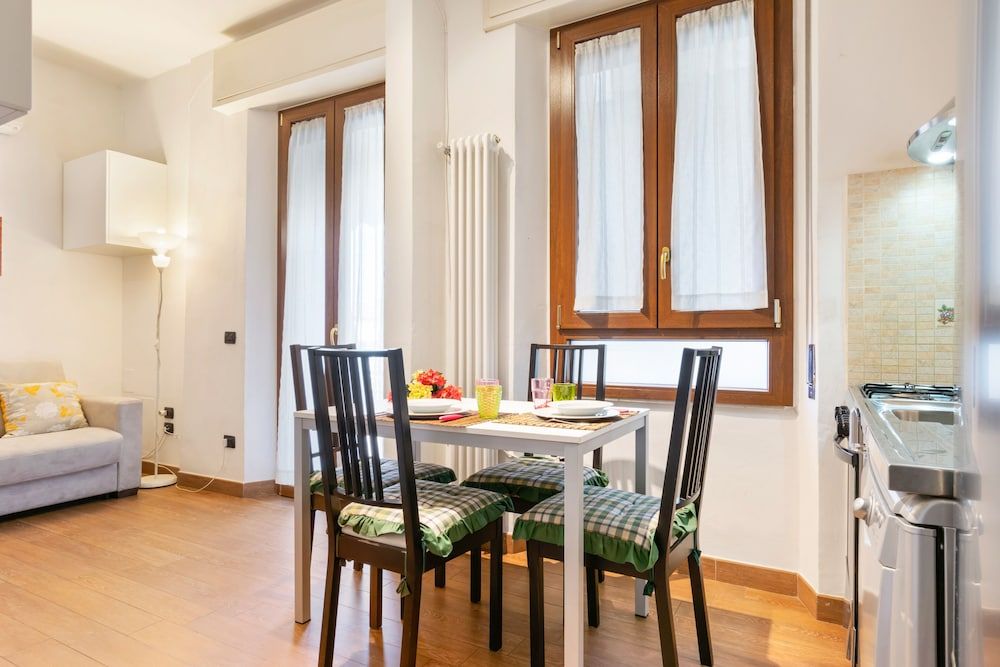 undefined Arno River Bright Apartment 10