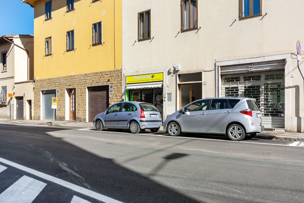 undefined Arno River Bright Apartment 2