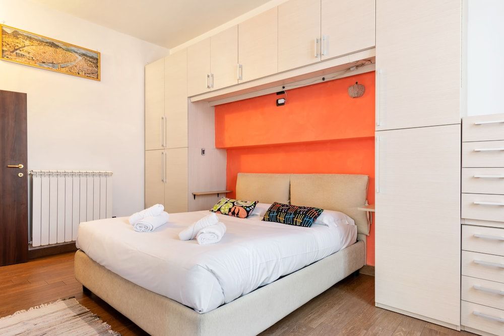 undefined Arno River Bright Apartment 5