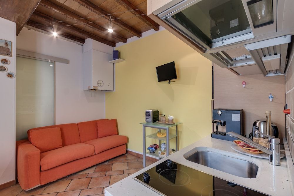 Firenze La Loggia Apartment, 2 Bedrooms 12