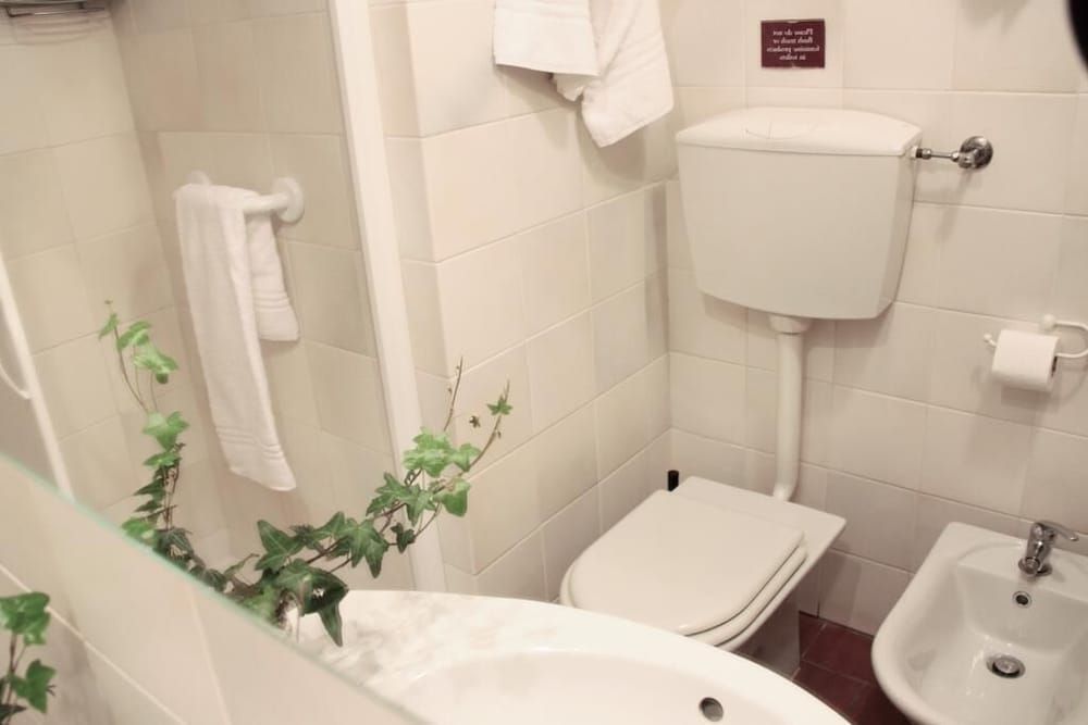 undefined Casa del Vescovo Authentic 1600's apt with Stunning Garden and Rooftop 8