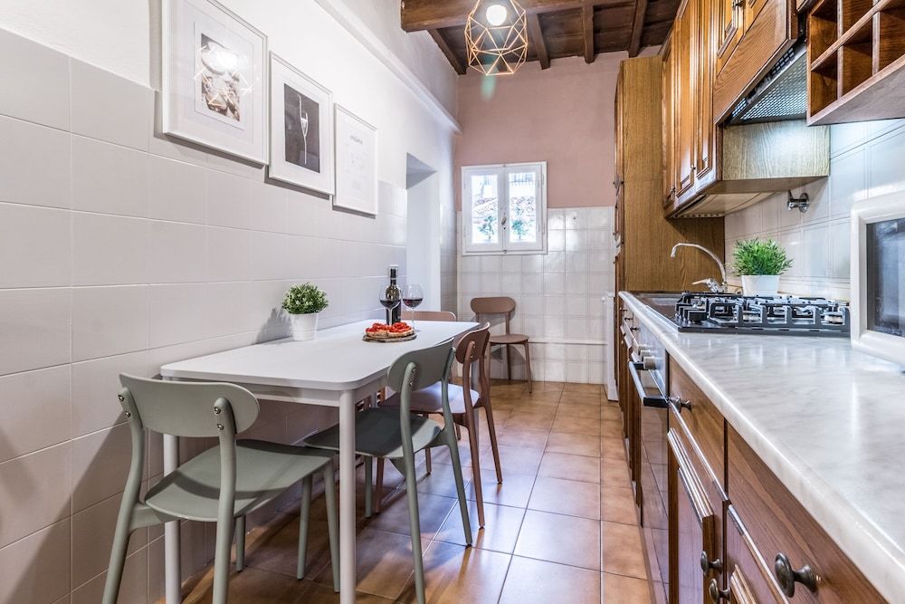 undefined Wine Apartments Florence Sangiovese 4