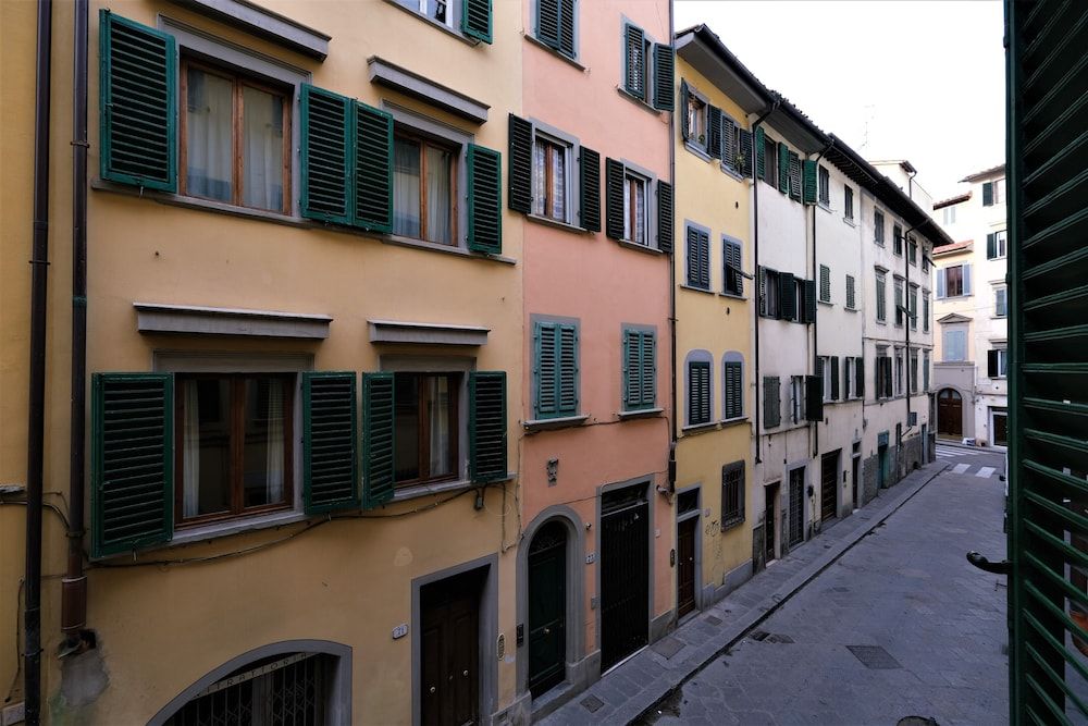 undefined Wine Apartments Florence Sangiovese 2