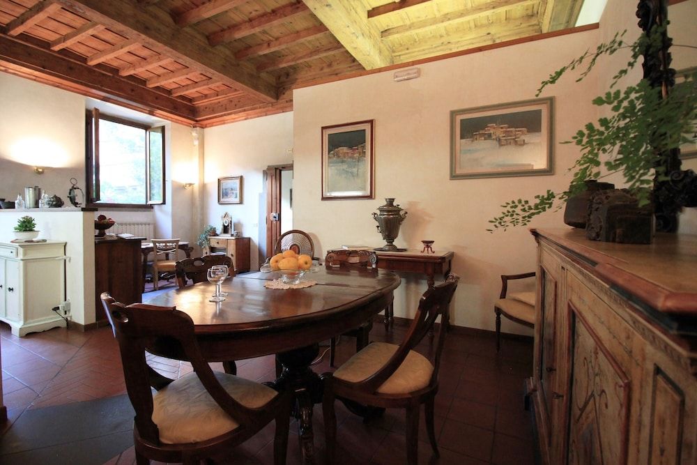 Domus Giorgio Authentic 1600's apt with Stunning Garden and Rooftop Apartment, 1 Bedroom, Garden Area 11