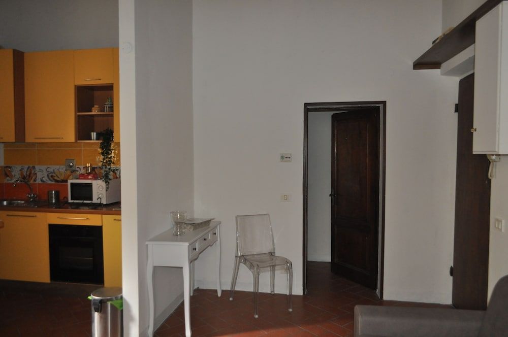 undefined Movida Fiorentina in the Hearth of the Center of Firenze 10