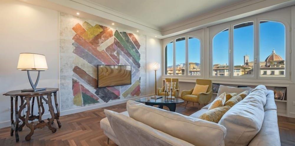 Dreams Over Ponte Vecchio Apartment 17
