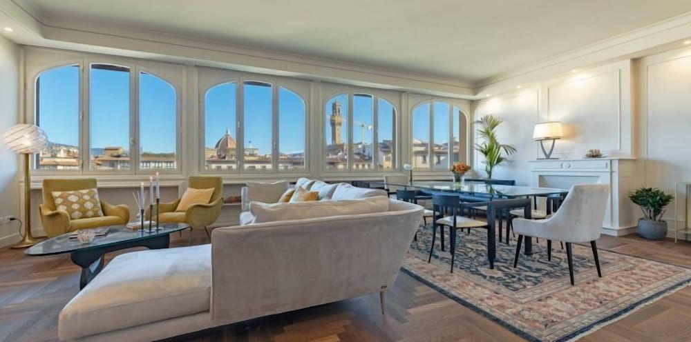 Dreams Over Ponte Vecchio Apartment 19