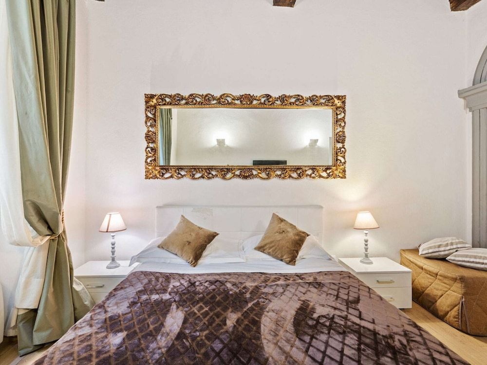 undefined Belvilla by OYO Duomo 5