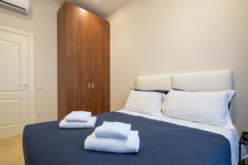 undefined Luxury Blue Duomo by Mmega 6