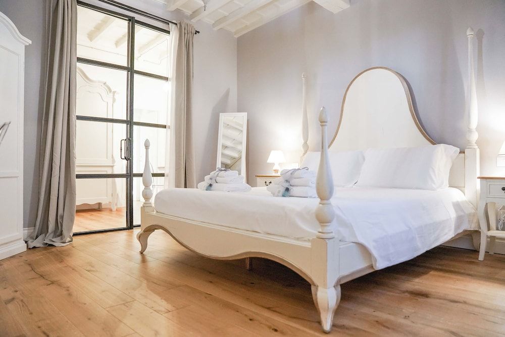 undefined Art Apartment Black & White 6