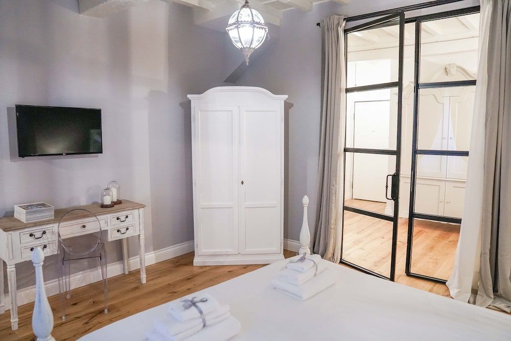 undefined Art Apartment Black & White 9