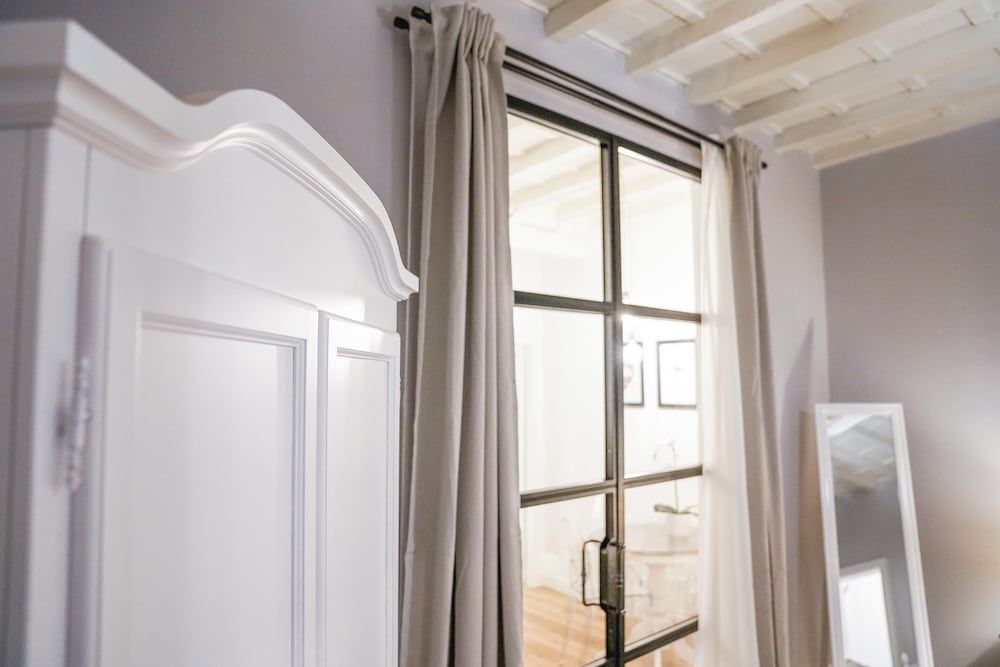 Art Apartment Black & White Apartment, 2 Bedrooms 53