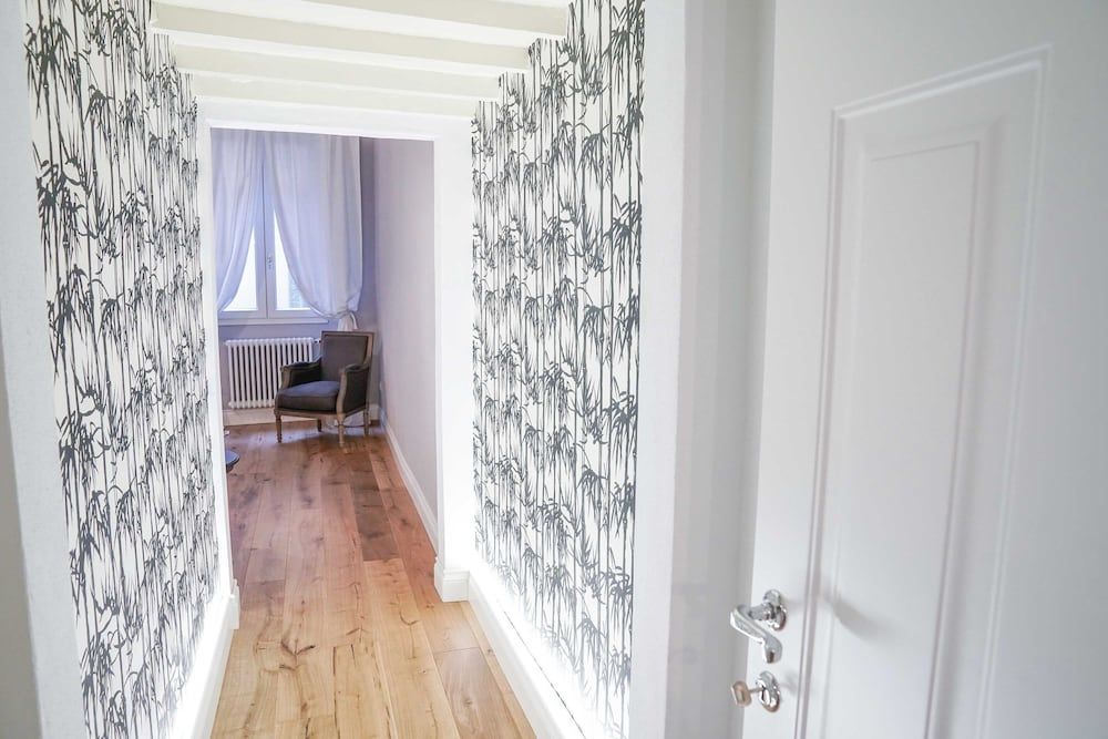 Art Apartment Black & White Apartment, 2 Bedrooms 30