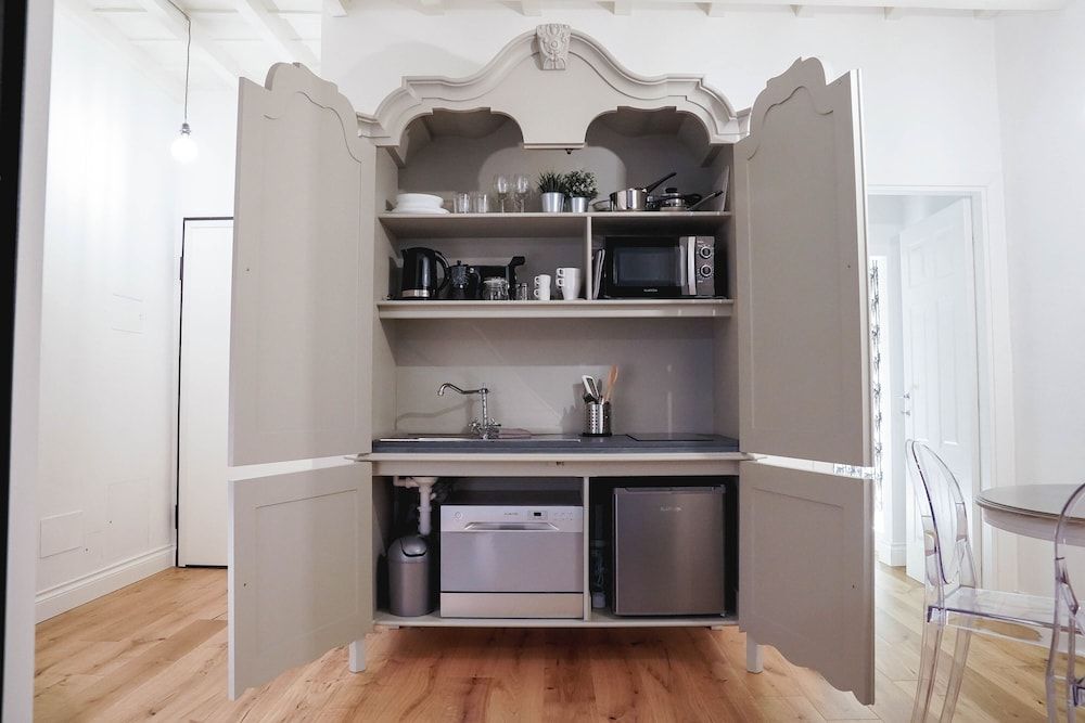 Art Apartment Black & White Apartment, 2 Bedrooms 40