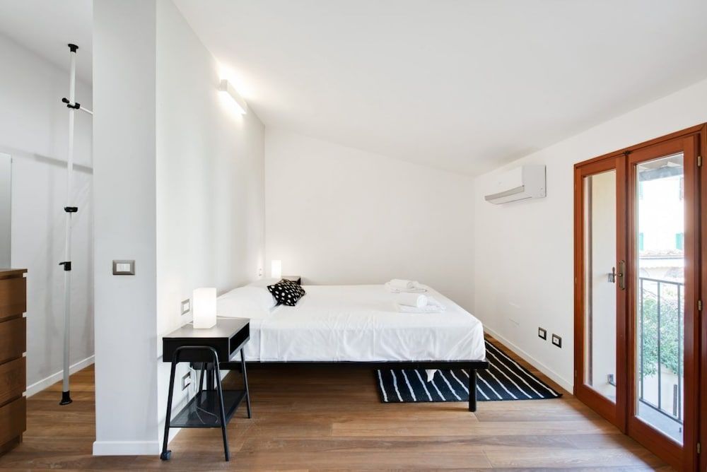 undefined Santa Reparata Apartment with Patio and Terrace 4