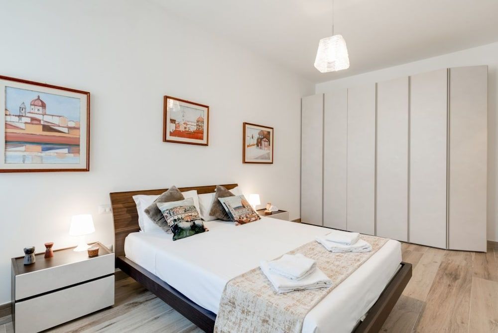 undefined Ponte Vecchio Bright Flat 3