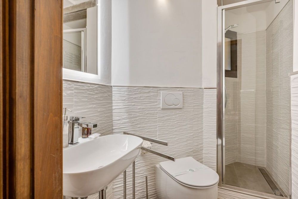 Palazzo Pitti Apartment with Terrace Apartment, 3 Bedrooms 20