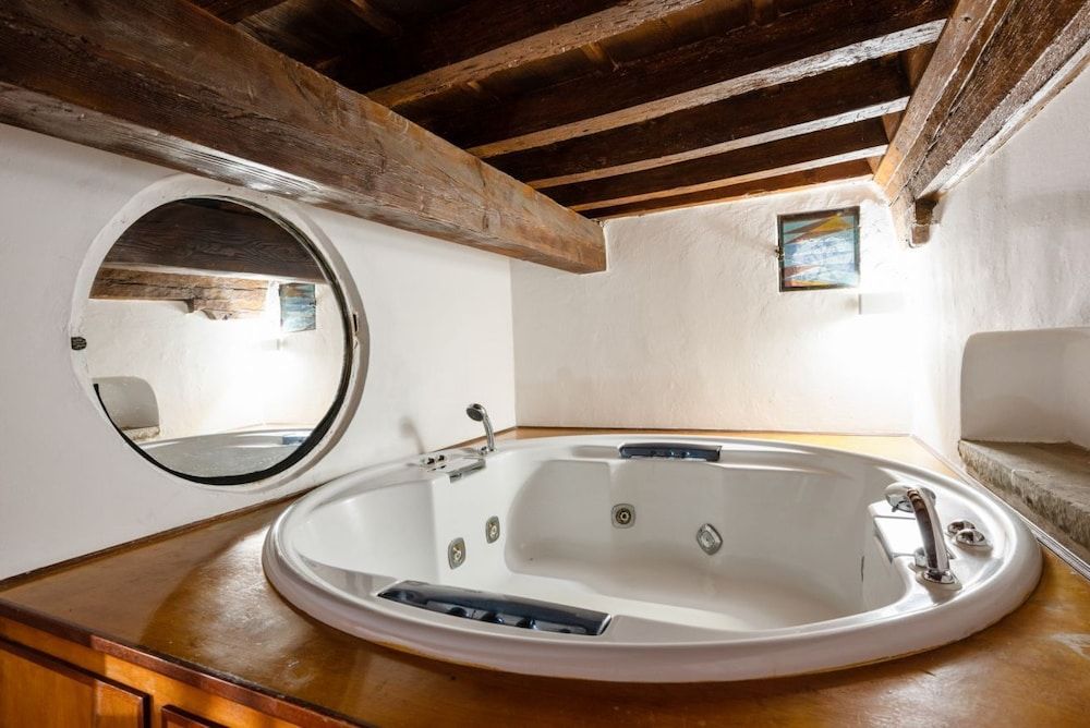 Palazzo Pitti Apartment with Terrace Apartment, 3 Bedrooms 19