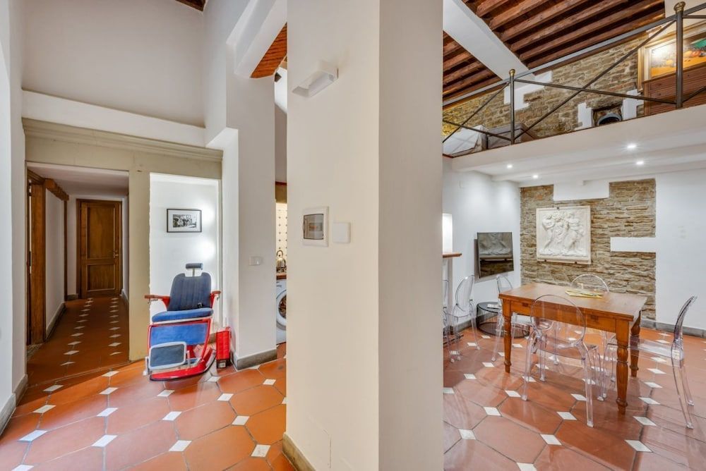 Palazzo Pitti Apartment with Terrace Apartment, 3 Bedrooms 10