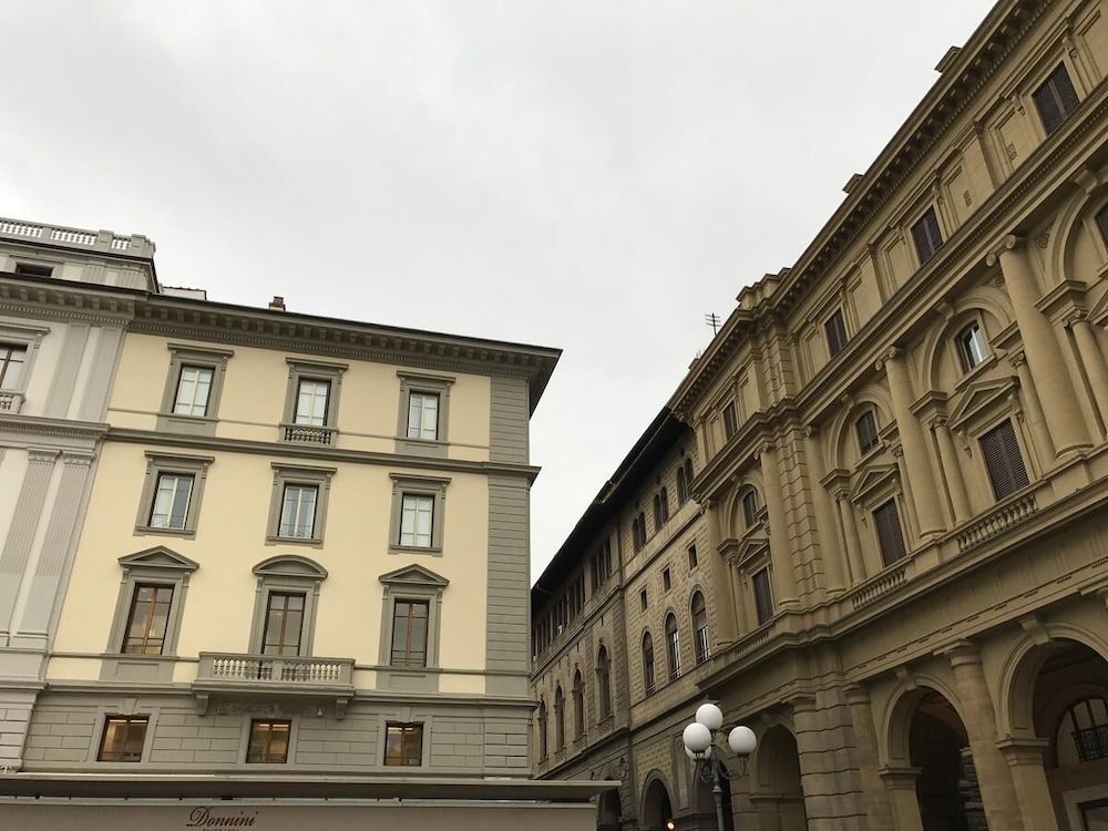 undefined Al Giglio Bottonato 4