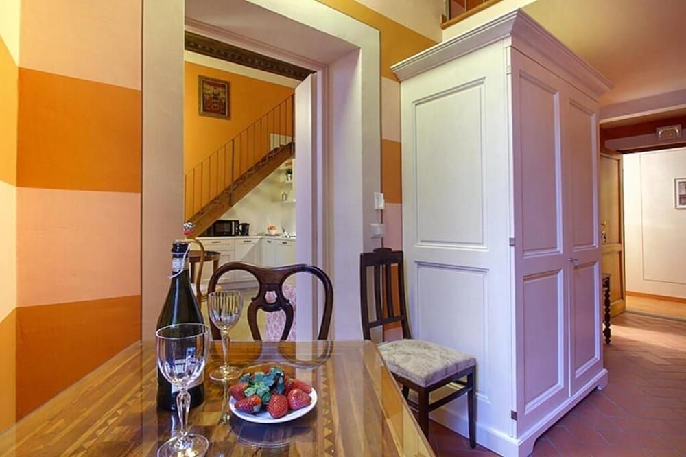 undefined Al Giglio Bottonato 5