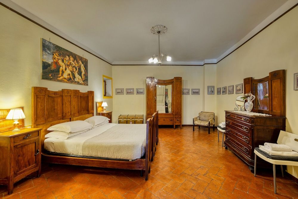 undefined Wine Apartments Florence Vin Santo 4
