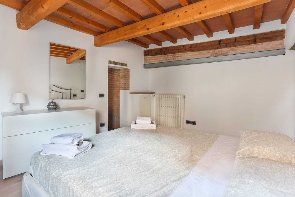 undefined Uffizi Suite I - Hosted by Sweetstay 5