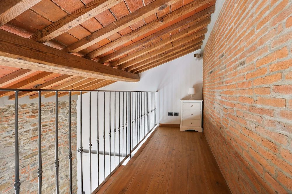 undefined Uffizi Suite I - Hosted by Sweetstay