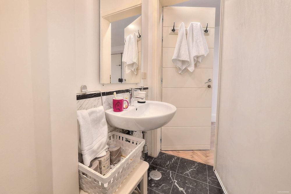 Duomo Apartment Amazing View - Hosted by Sweetstay Basic Apartment, Multiple Beds 15