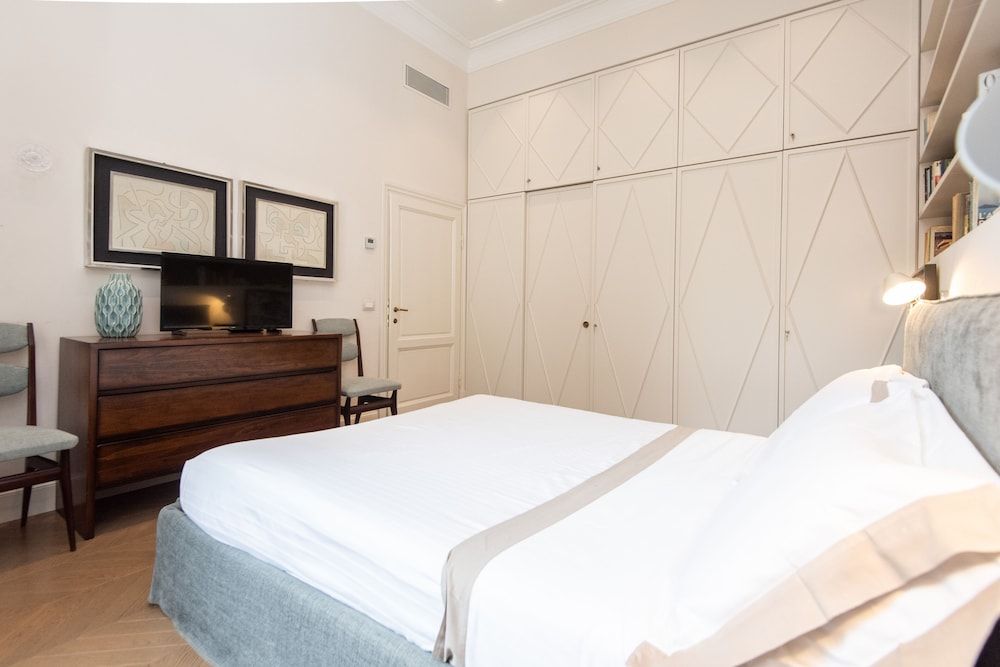 undefined Raffaello Apartment by Firenze Prestige 7