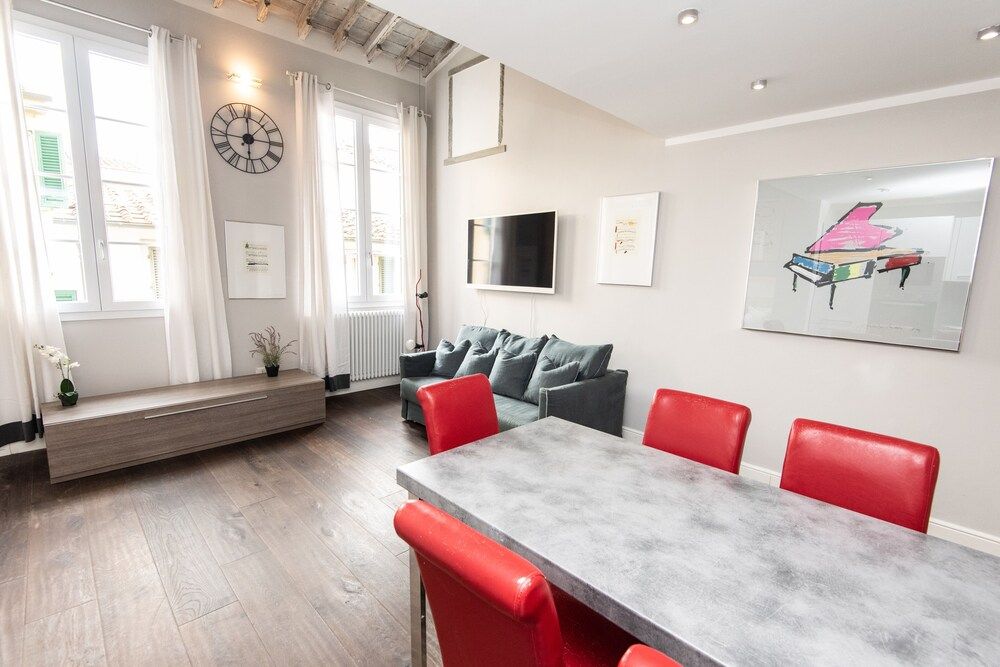 Lucrezia Apartment by Firenze Prestige Comfort Apartment 10