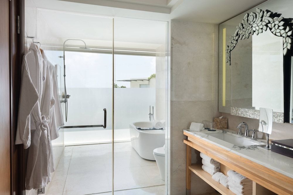 Presidential Suite, 1 Bedroom, Oceanfront (Balcony)