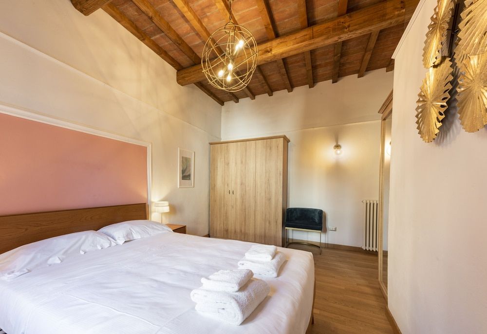 undefined Rosé by Mmega 7