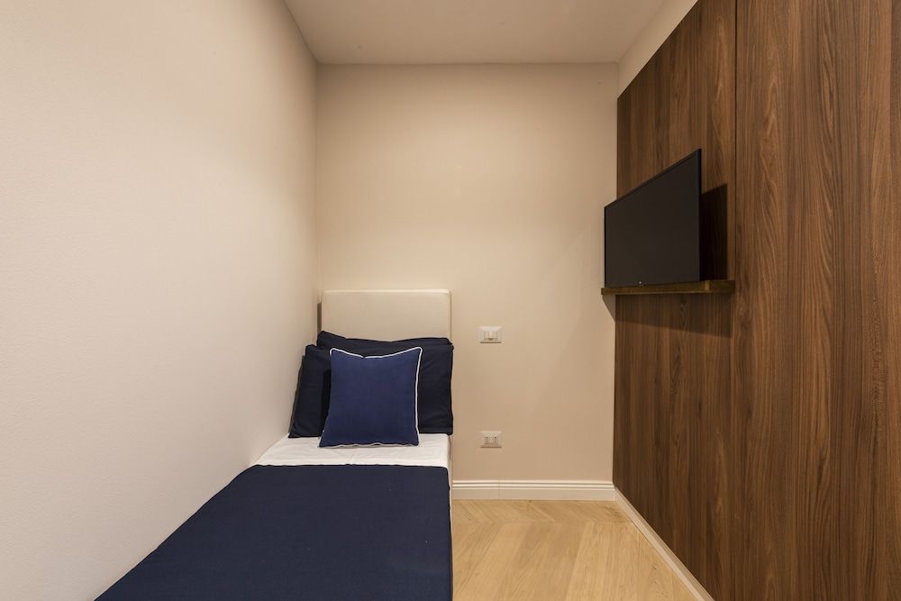 undefined Blue Santa Croce by Mmega 7