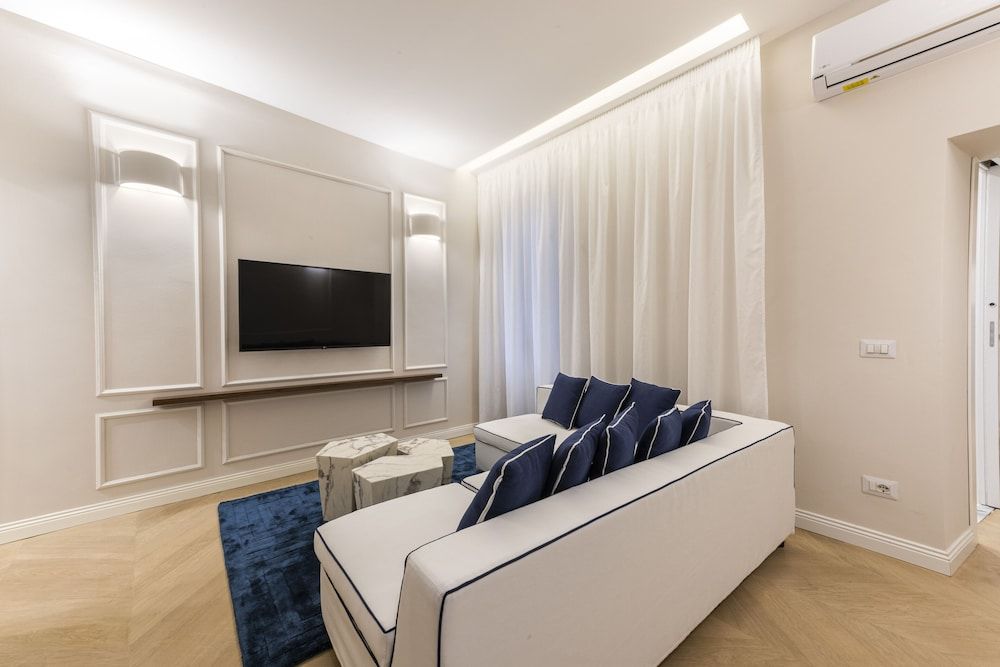 Blue Santa Croce by Mmega Deluxe Apartment 10
