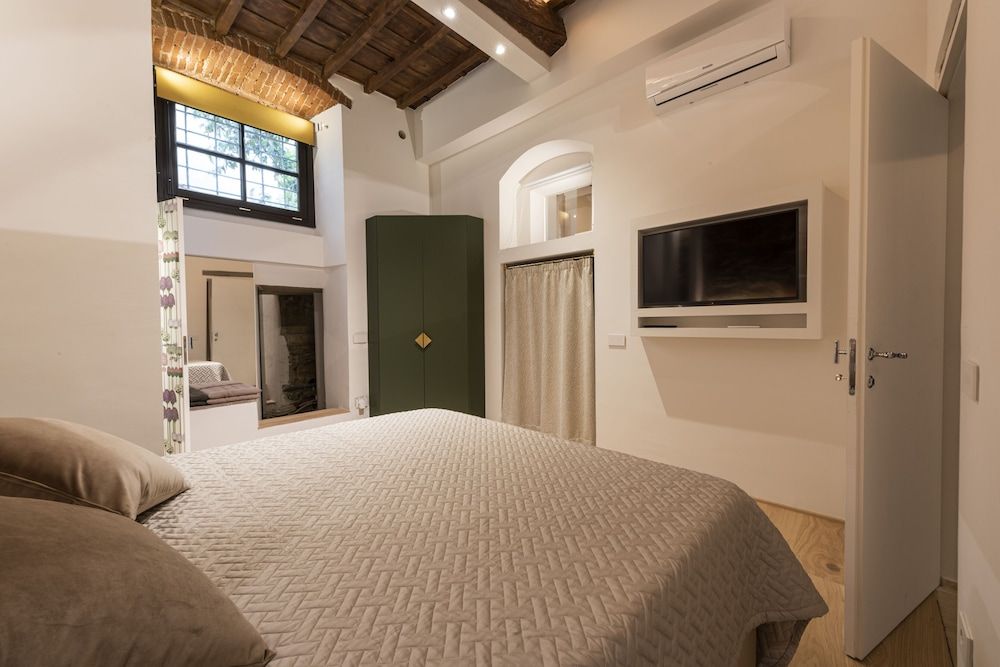 La Bottega del Ferro by Mmega Deluxe Apartment 8