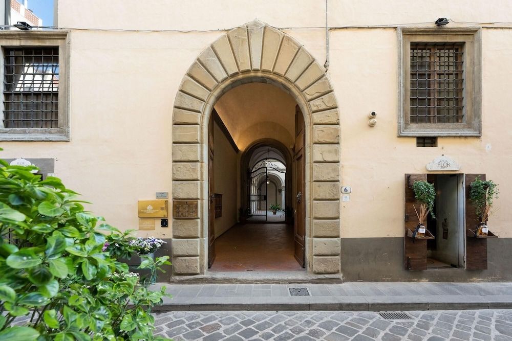 Borgo Santa Croce in Firenze Apartment 21