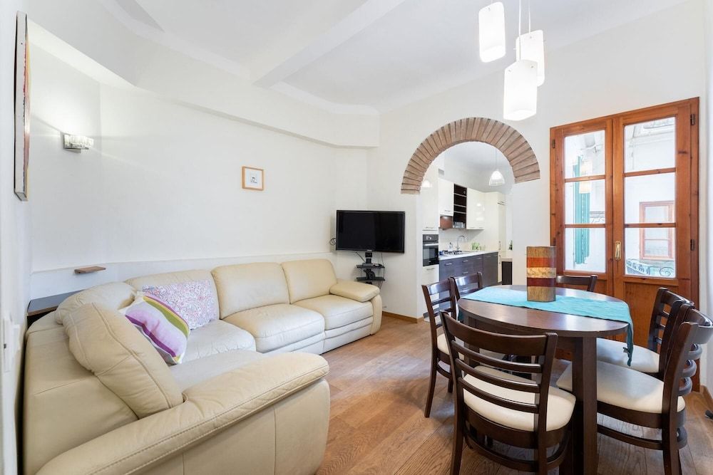 Mezzo 30 in Firenze With 3 Bedrooms and 2 Bathrooms Apartment 15