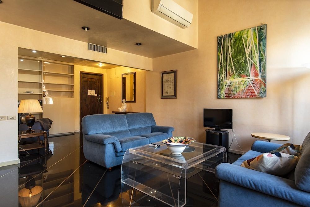 Borgo San Lorenzo 11 Apartment 37