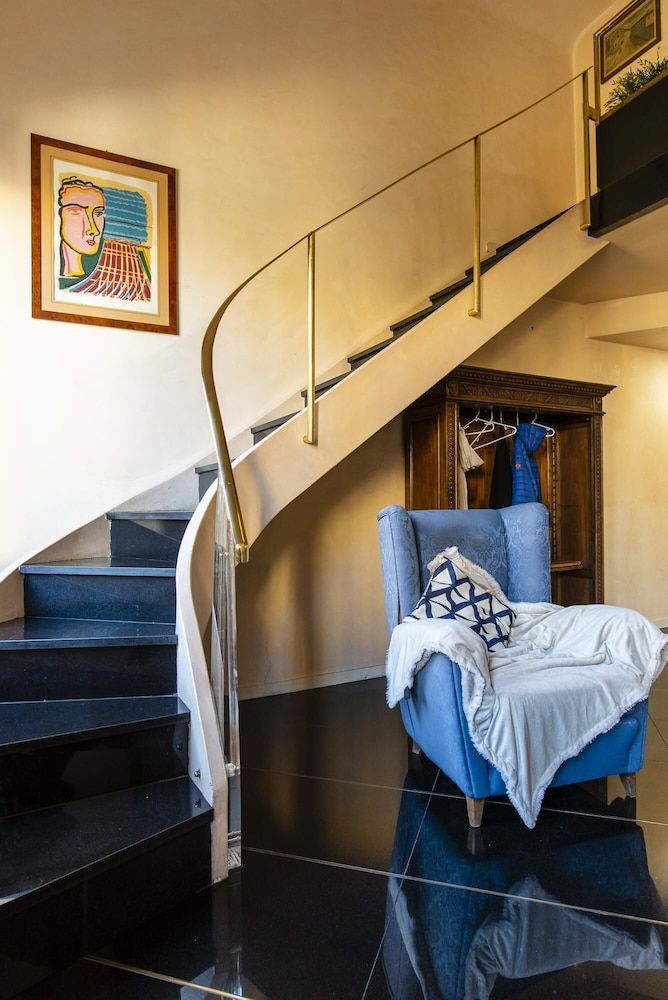 Borgo San Lorenzo 11 Apartment 3