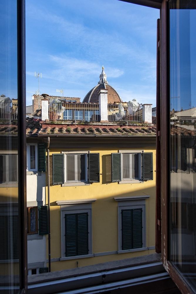 Borgo San Lorenzo 11 Apartment 11