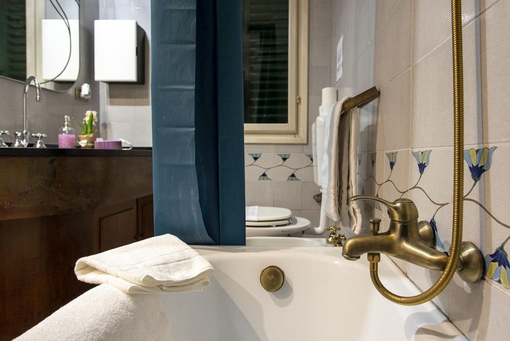 Borgo San Lorenzo 11 Apartment 17