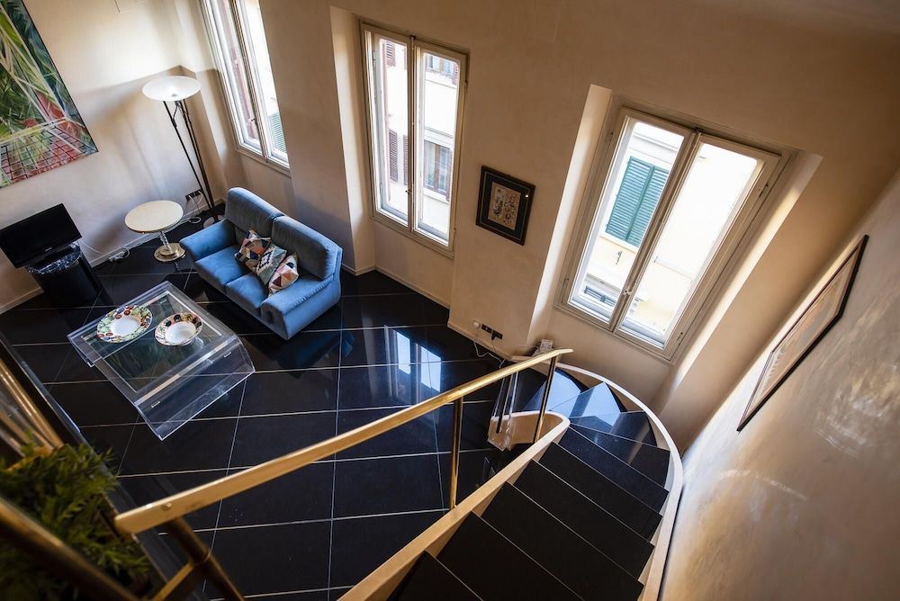 Borgo San Lorenzo 11 Apartment 39