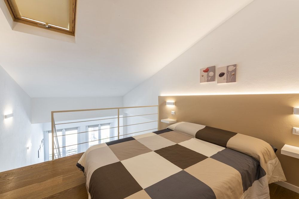 undefined Ruote Stylish Loft by Mmega 6