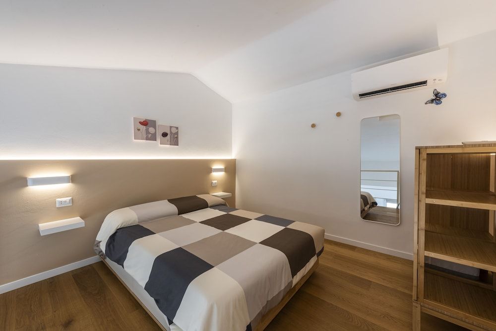 undefined Ruote Stylish Loft by Mmega 8