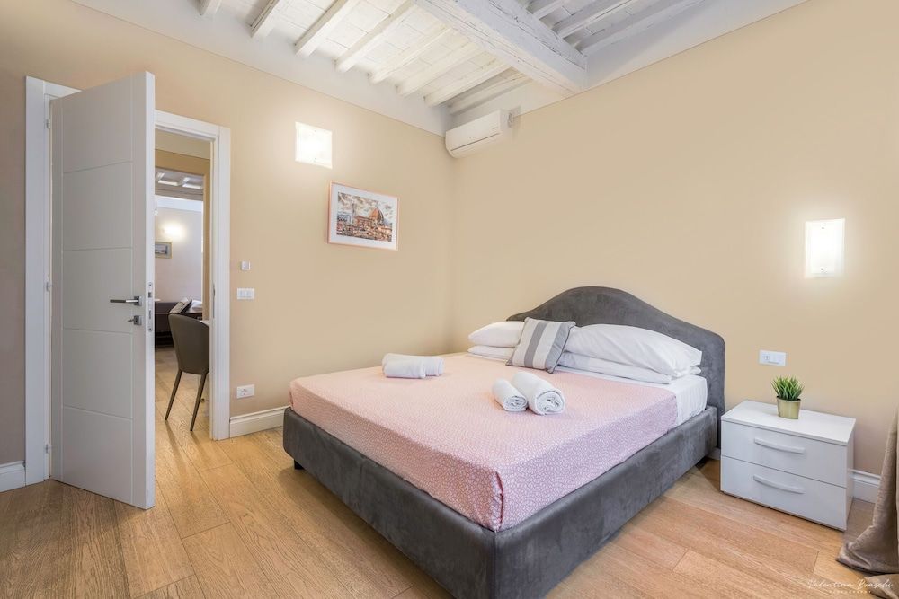 undefined Wine Apartments Florence Barolo 4