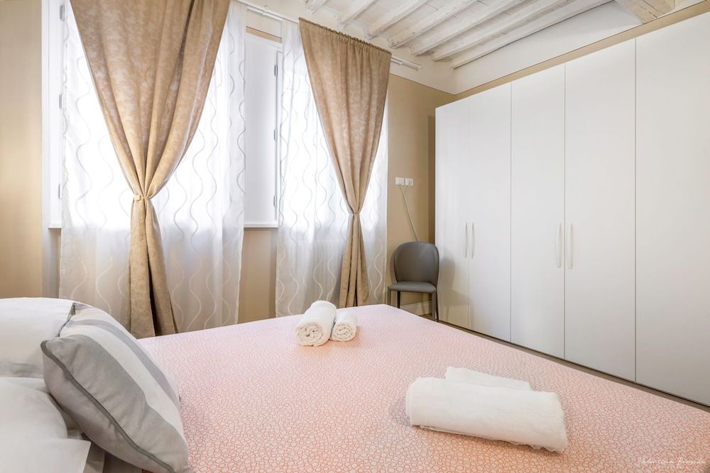 undefined Wine Apartments Florence Barolo 7