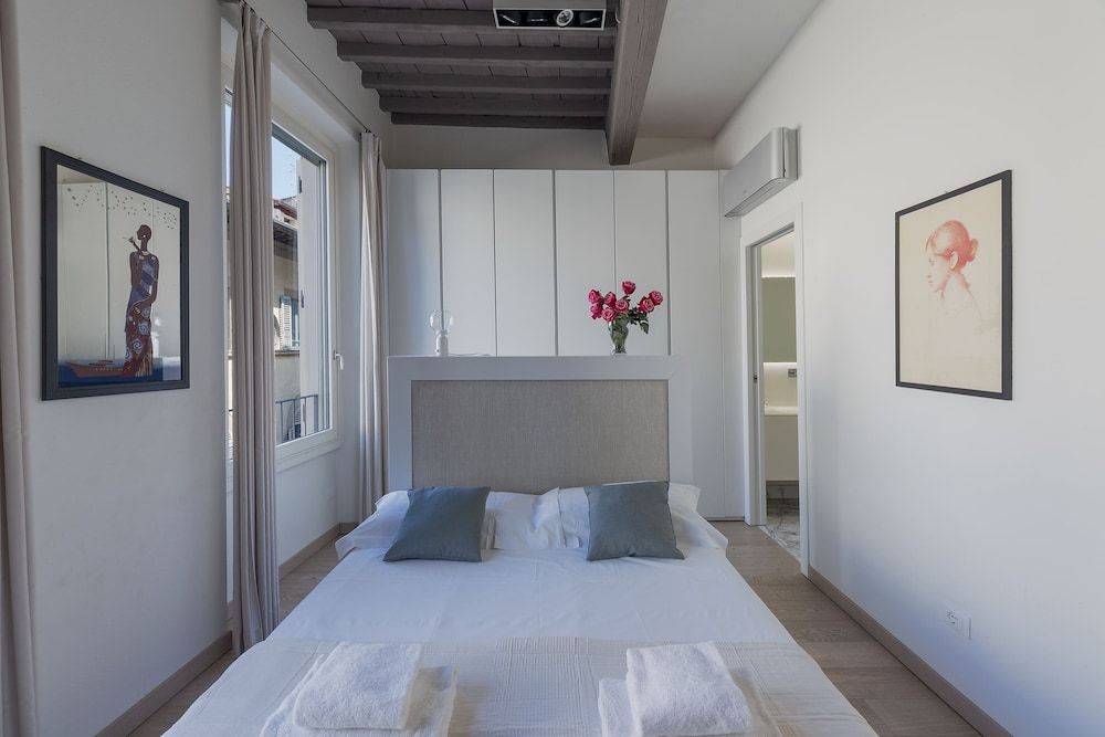 undefined Ricasoli 34 10