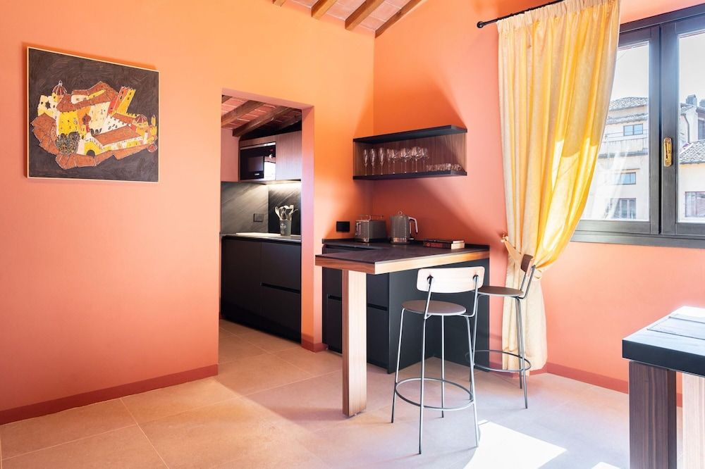 Sdrucciolo dei Pitti Fourth Floor Apartment 10