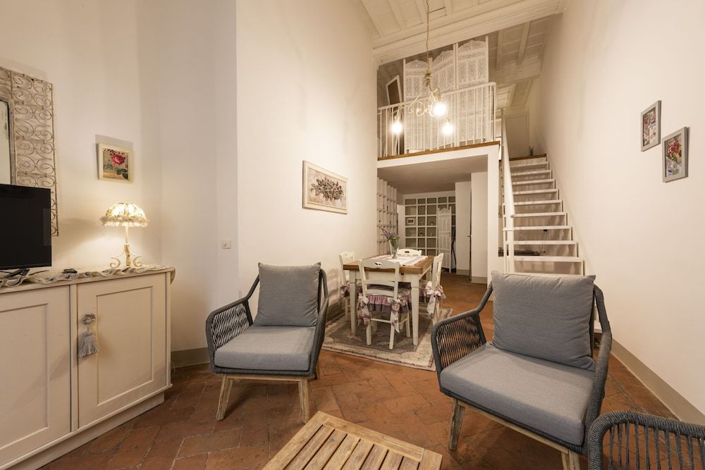 Toscanella Romantic Comfort Apartment 10